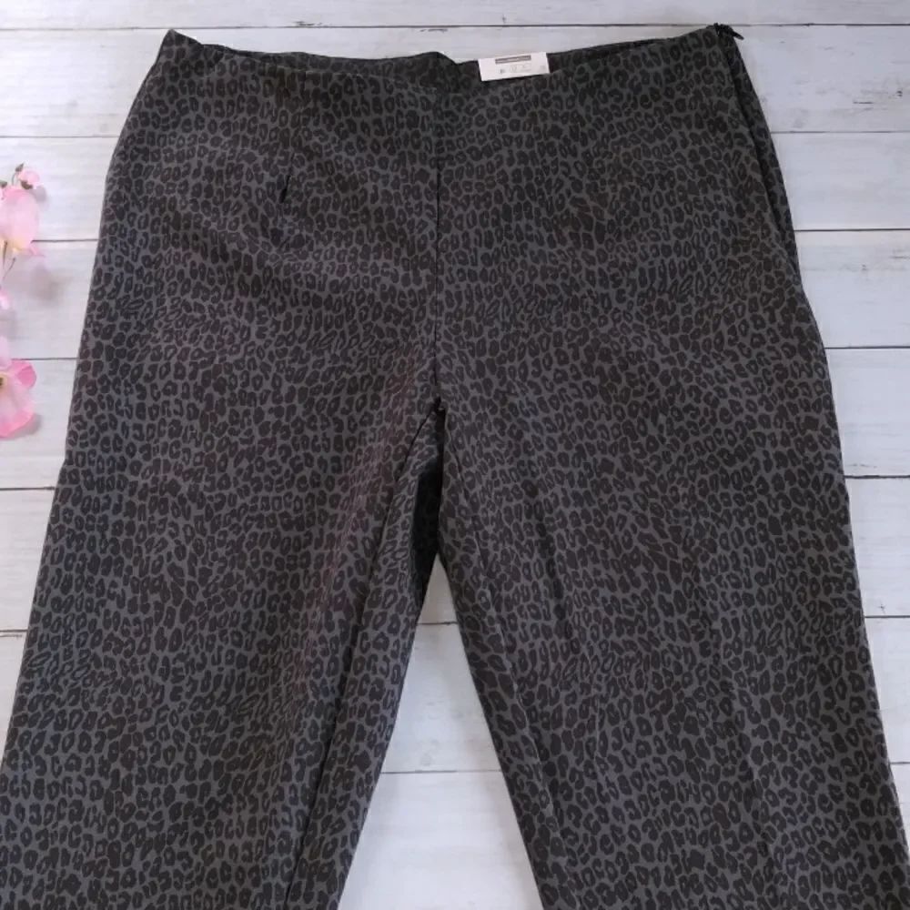 Women's Black/Grey Cheetah Print Dress Pants Size 10, 14